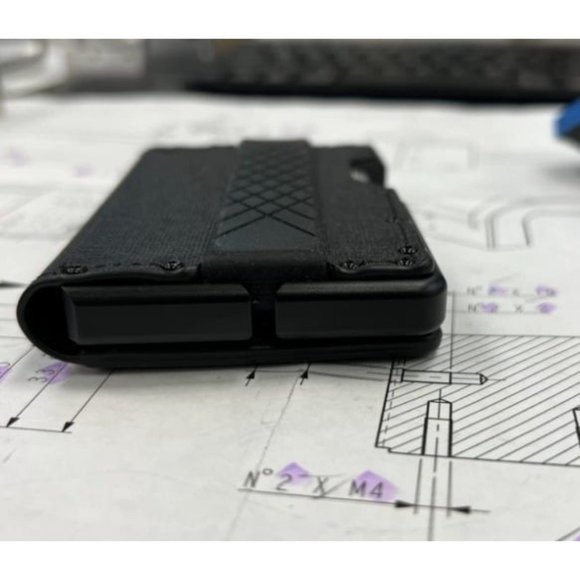 Tactical Minimalist Wallet for Men, Slim RFID-Blocking Metal Card Holder - Picture 4 of 6